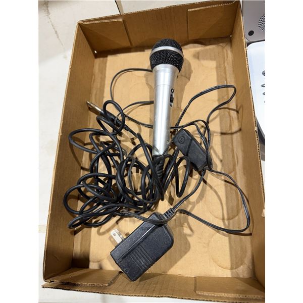 Microphone
