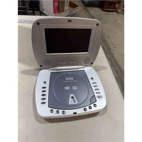 Portable DVD player