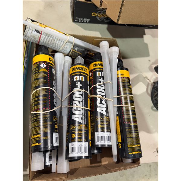 AC 200+ DeWalt acrylic anchoring item