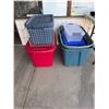 Image 1 : Assorted bins