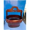 Image 1 : Wood basket