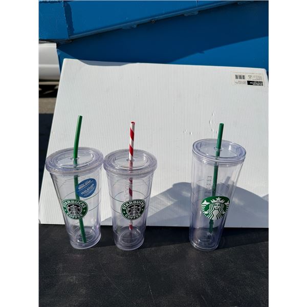 Starbucks cups with straws