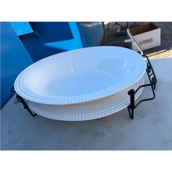 Serving dishes