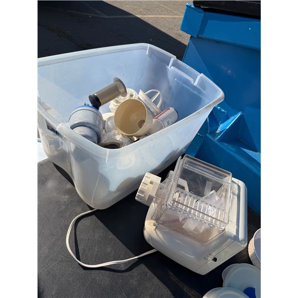 Pasta maker, and other items