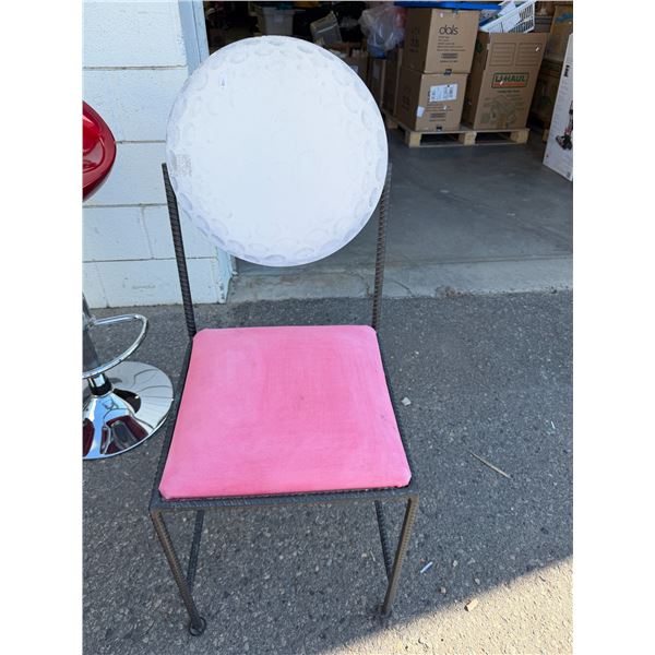 Heavy Chair