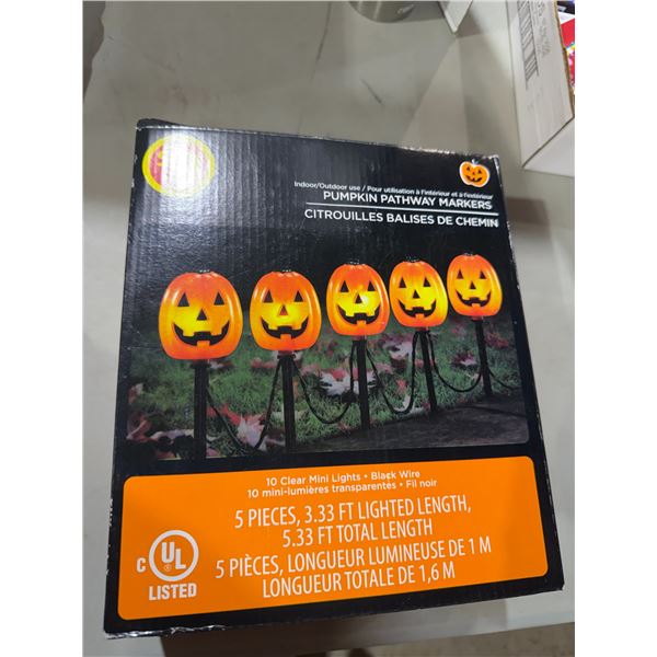 Pumpkin pathway markers