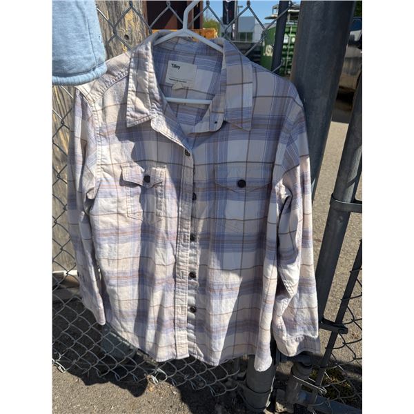 TILLEY shirt size ML