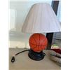 Image 1 : Basketball lamp