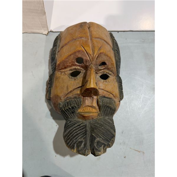 Carved mask 11 inches