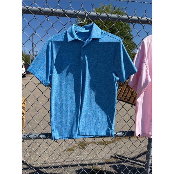 Under Armour size medium