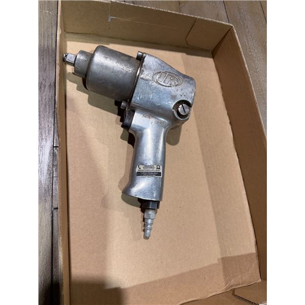 Air tool