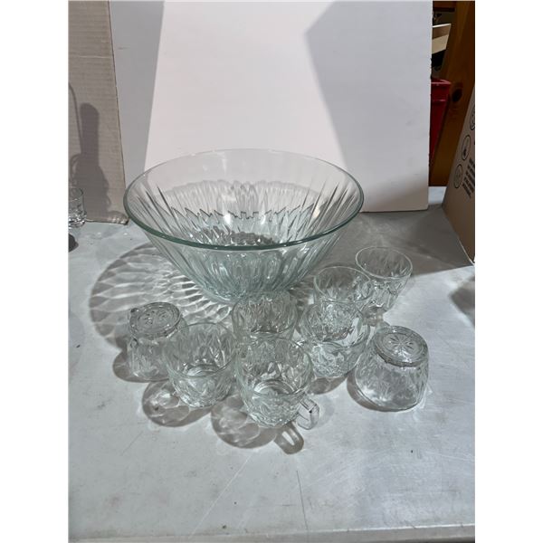 Punch bowl with glasses