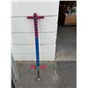 Image 1 : Pogo stick