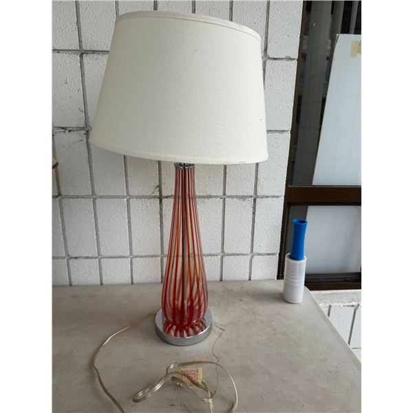 Table lamp