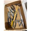 Image 1 : Assorted Tools