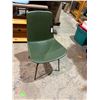 Image 1 : KATE dining chair