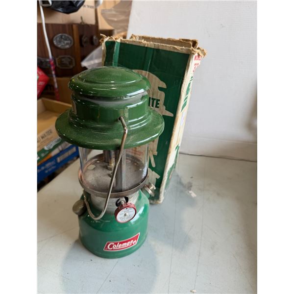 Coleman lantern