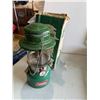 Image 1 : Coleman lantern