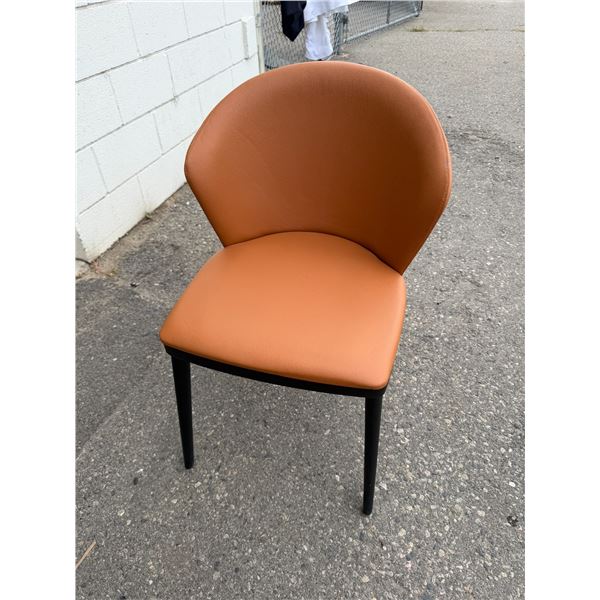 Oliver .B made in Italy Chair