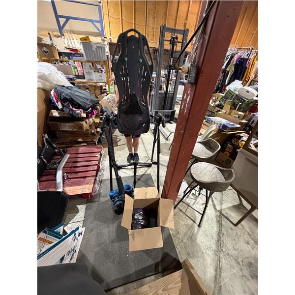 TEETER inversion table