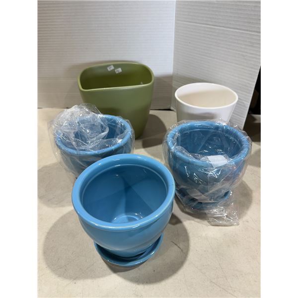 Plant pots
