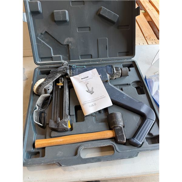 Hardwood floor nailer