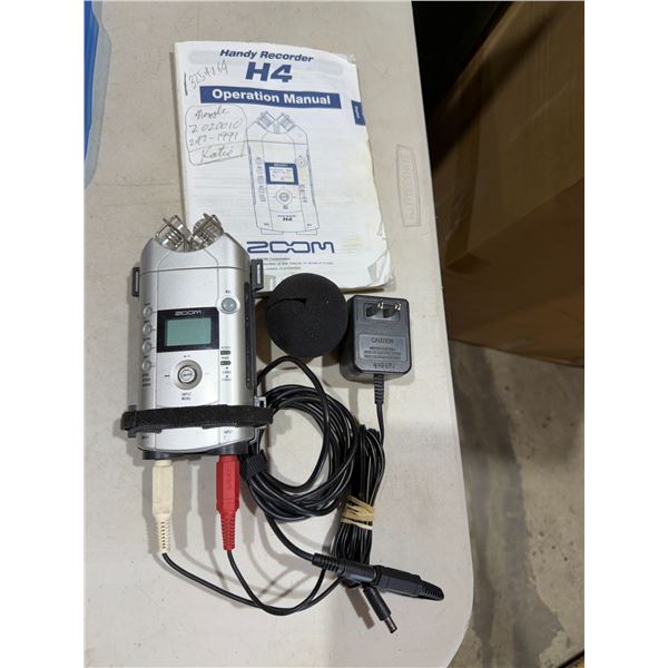 ZOOM hand recorder H4