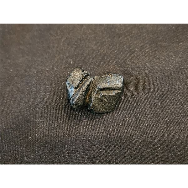 102.75ct Natural black Onyx gemstone
