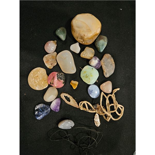 Lot of polished stones