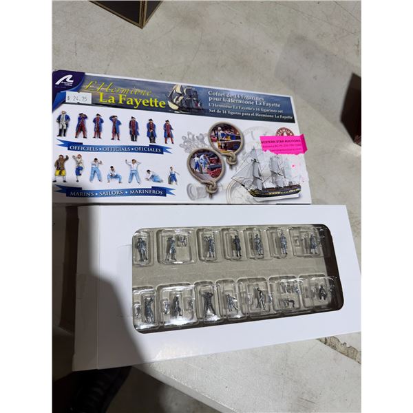 LAFAYETTE figurines