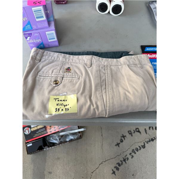 Tommy Hilfiger pants size 38 x 35