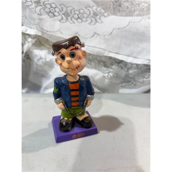 Bobble head Boo