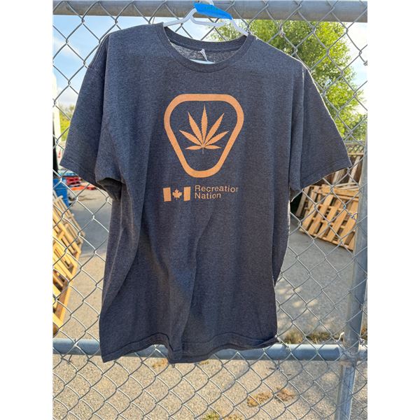 Recreation, nation, T-shirt, size large