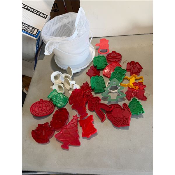Cookie cutters
