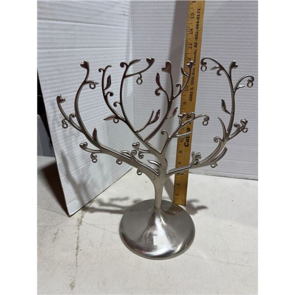 Jewelry holder