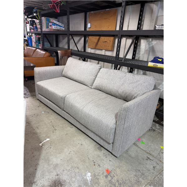 Couch 7 1/2 feet long Bernhardt