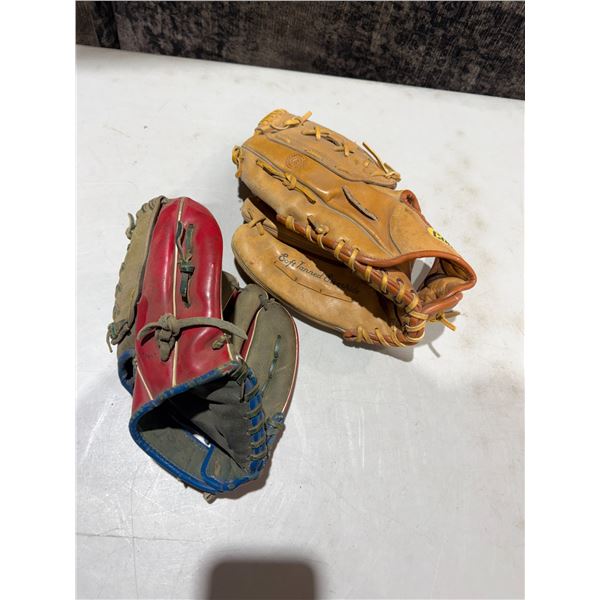 Baseball gloves