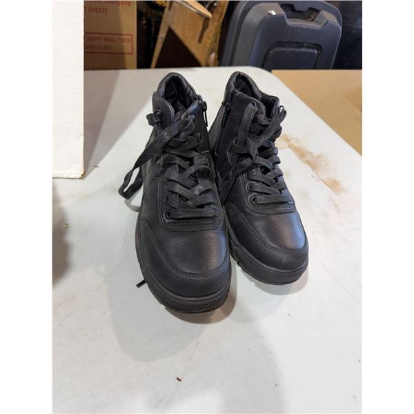 Footwear size 8