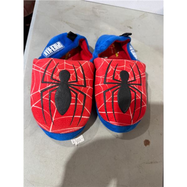 Spider-Man slippers size 13/1