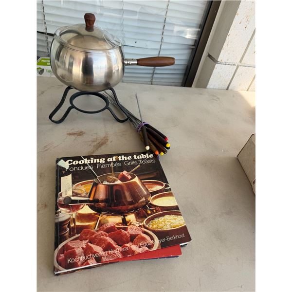 Fondue items and cookbook