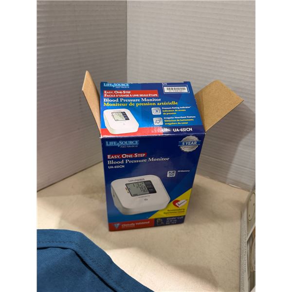 Blood pressure monitor