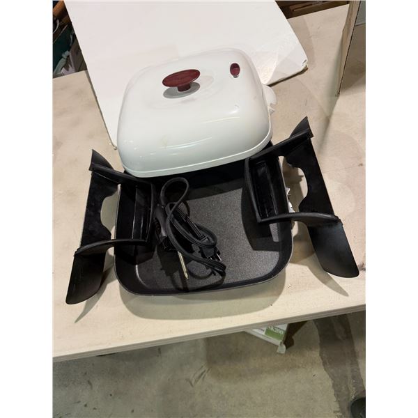 Black & Decker electric frying pan