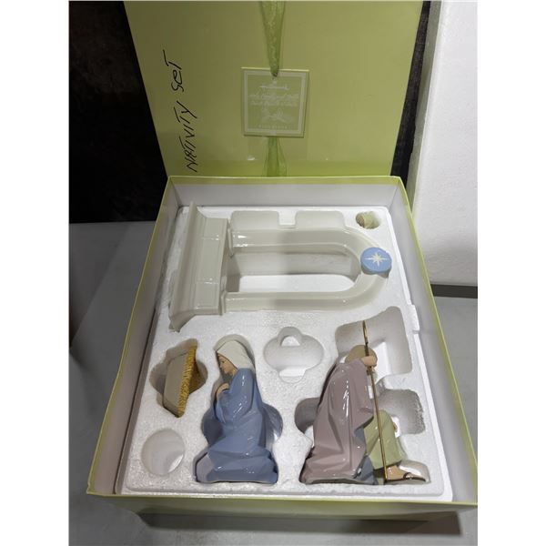 Nativity set