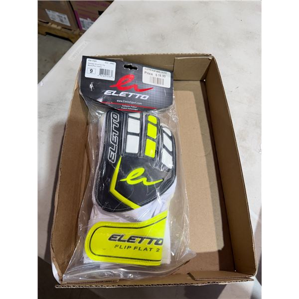 New ELETTO Flip goal glove