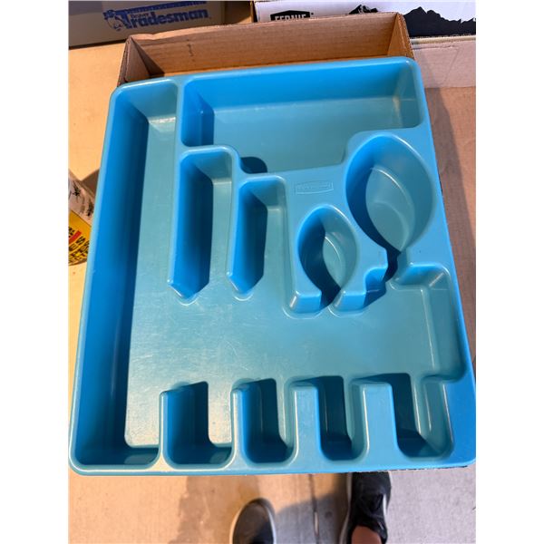 Rubbermaid cutlery tray