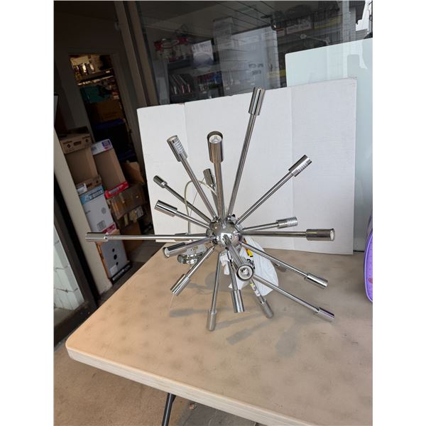 Light fixture