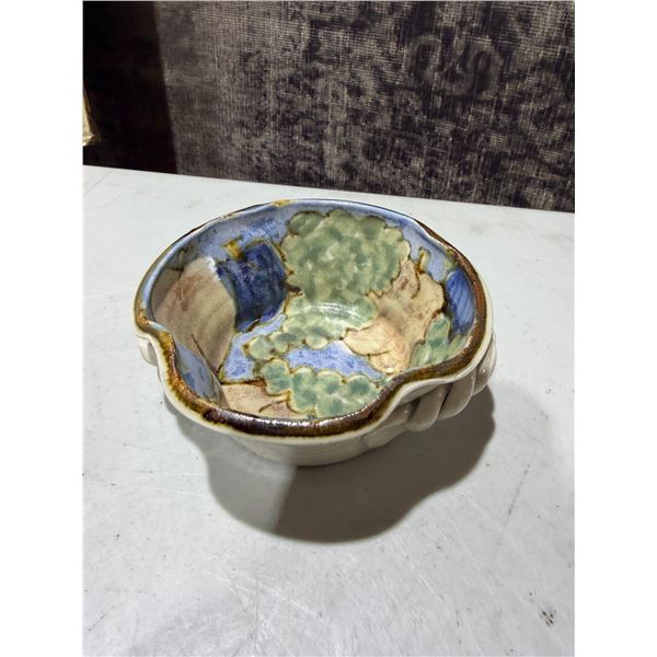 Pottery bowl