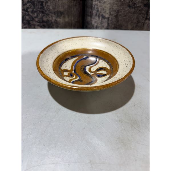 Bob King's Mill studio pottery bowl