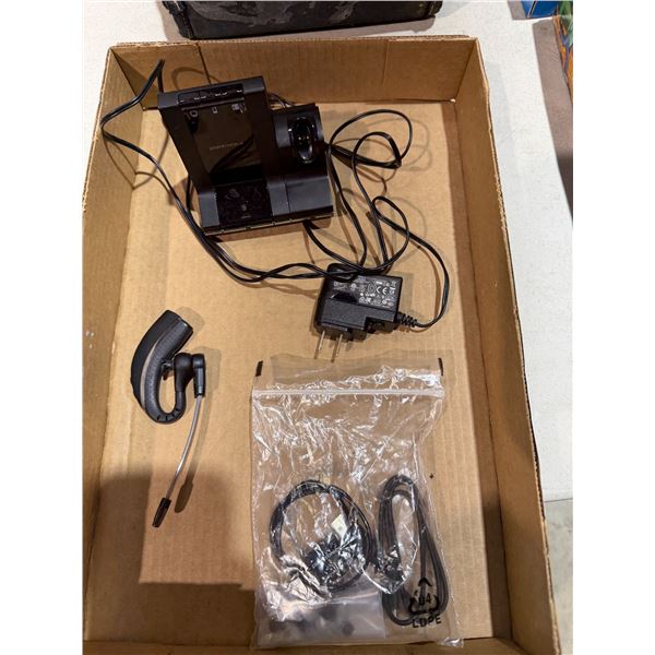 PLANTRONICS