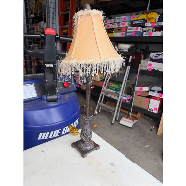 Table lamp